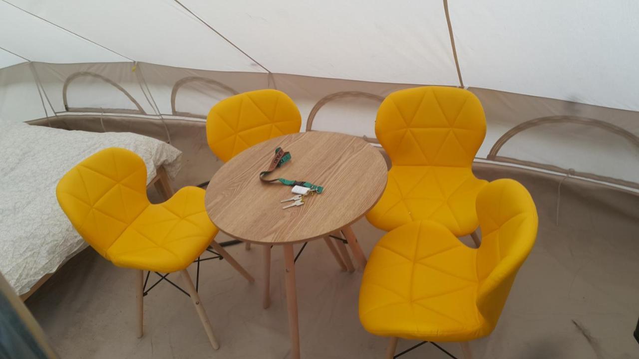 Glamping Z Alpakami Otel Jankowice  Dış mekan fotoğraf