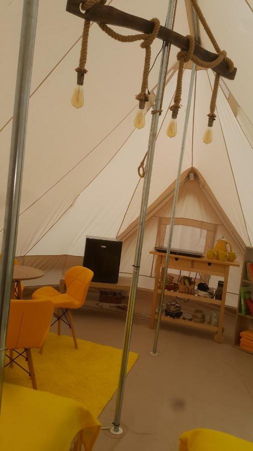 Glamping Z Alpakami Otel Jankowice  Dış mekan fotoğraf