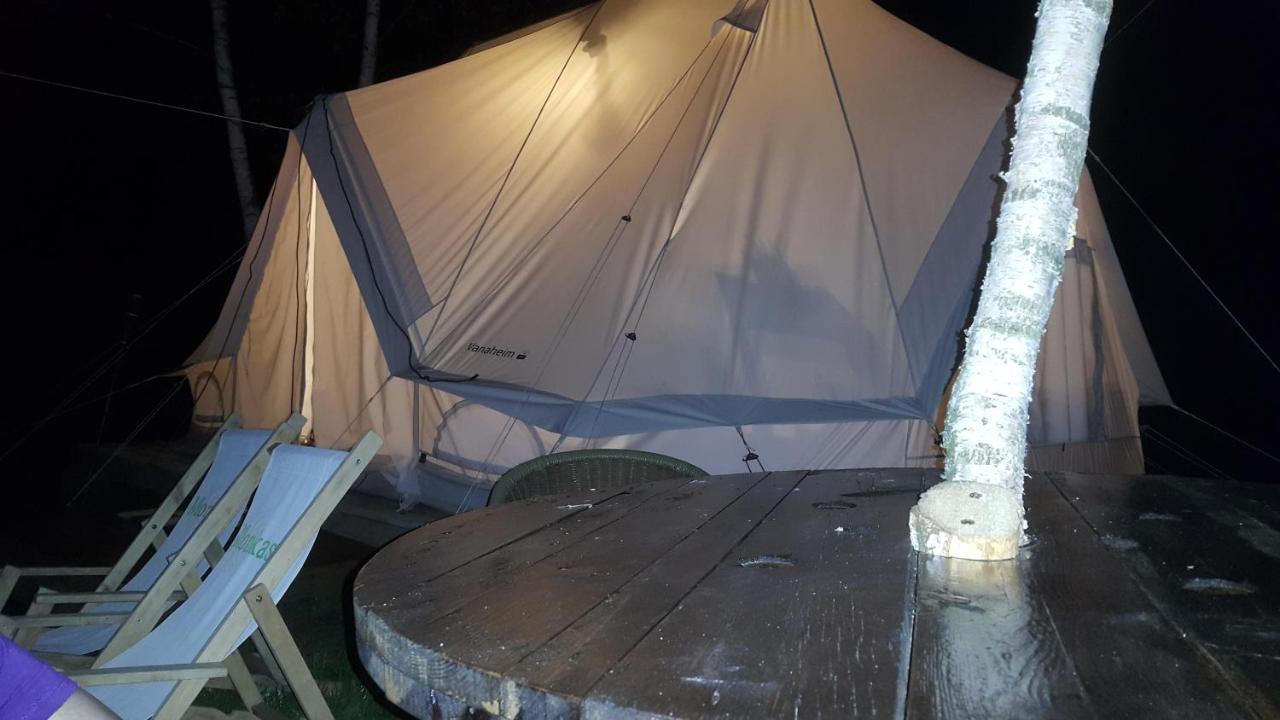 Glamping Z Alpakami Otel Jankowice  Dış mekan fotoğraf